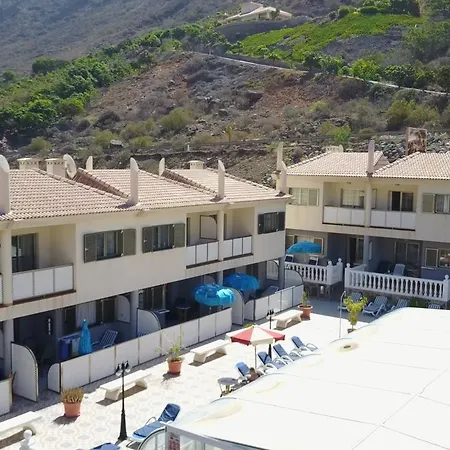 Hotel Blue Explorers