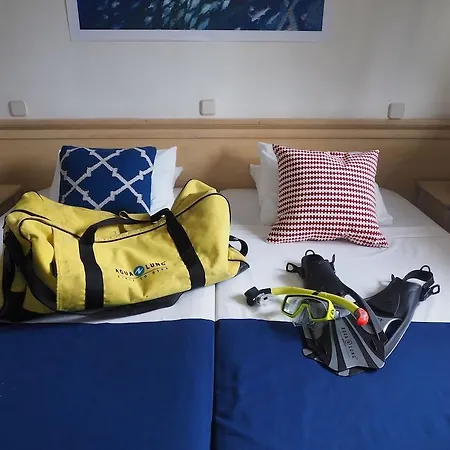 Blue Explorers Hotel